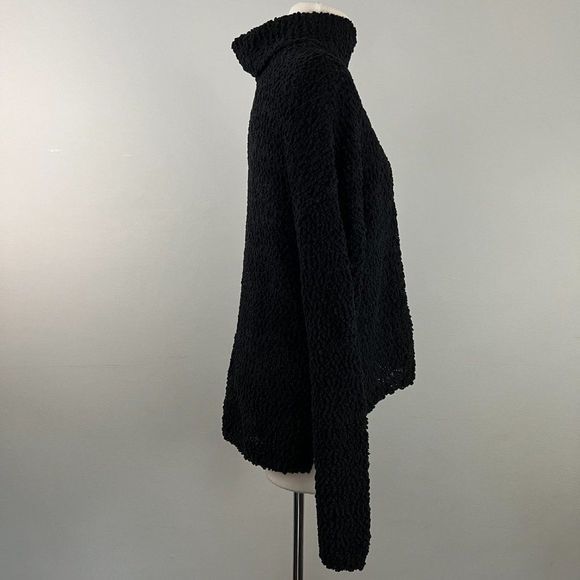 NWT BOBEAU Black Teddy Bear Turtle Neck Sweater (M) - Picture 3 of 8